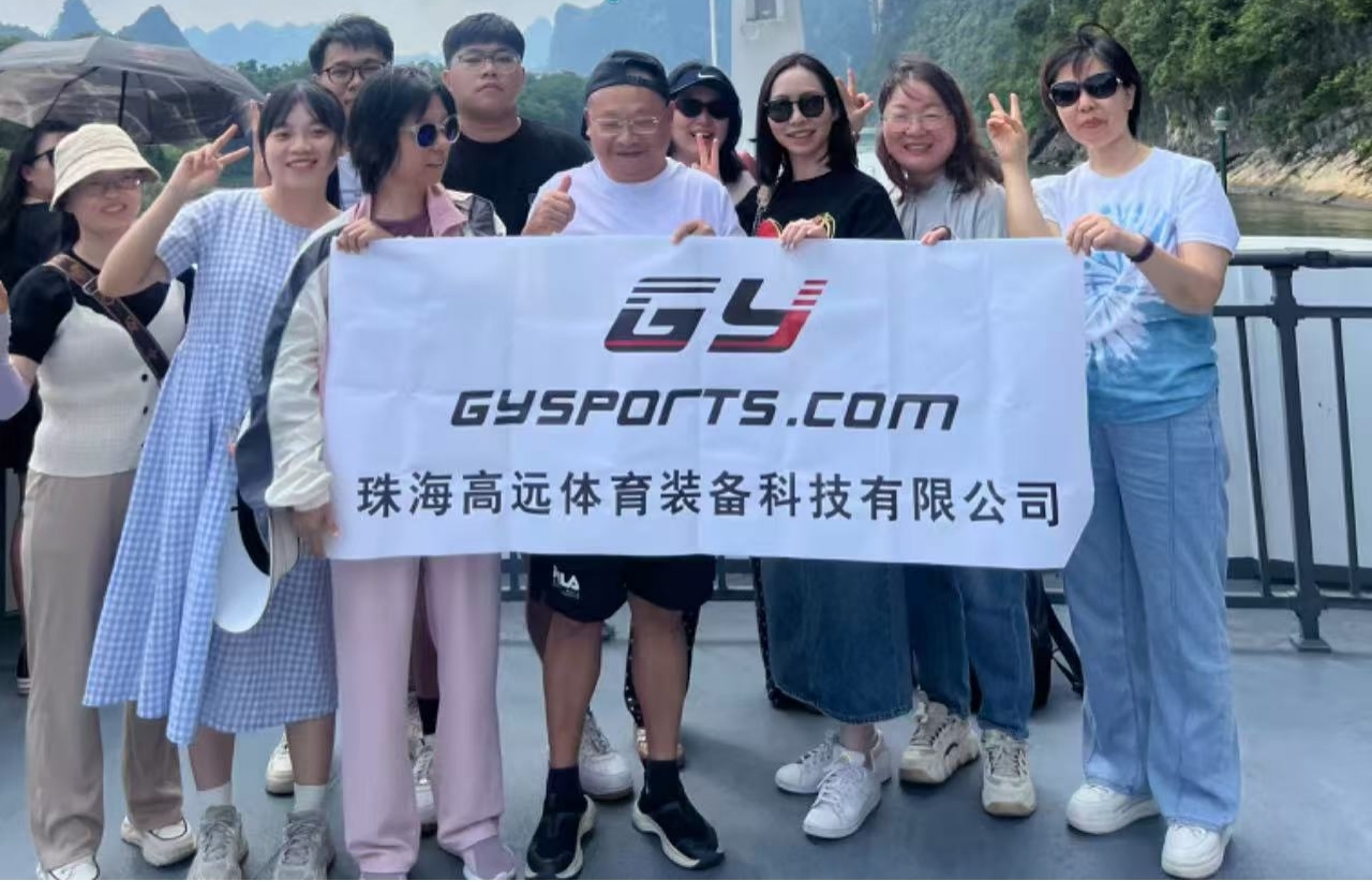 Turas Cuideachta go Guilin agus Yangshuo: Eachtra iontach a bhaineann le hÁilleacht Sárscéimhe, le hEalaín Áitiúil agus le hÁiteachtaí Cultúrtha